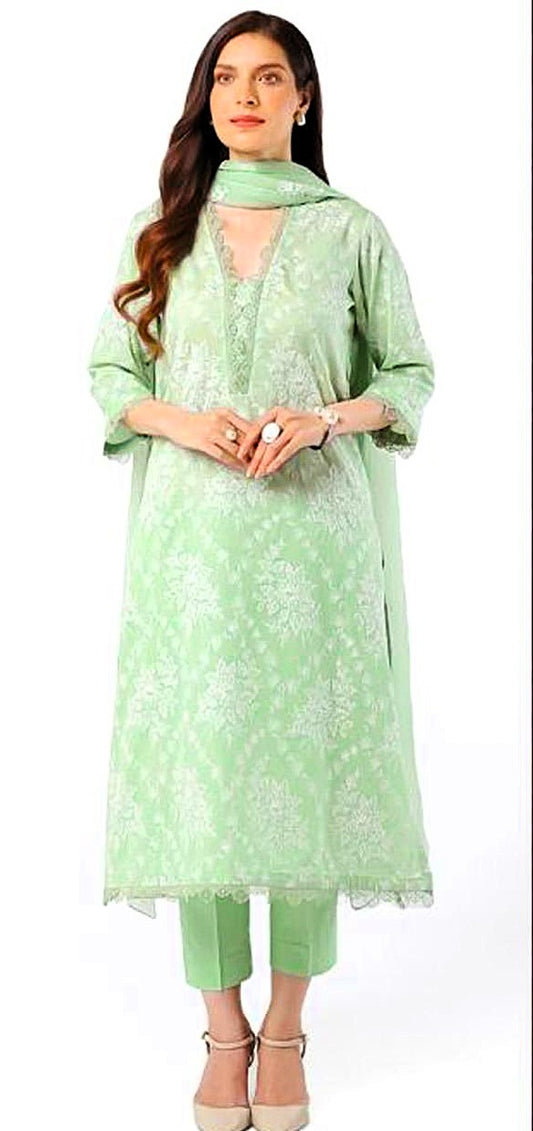 Bareeze summer collection lawn 3 piece Upto 50%off