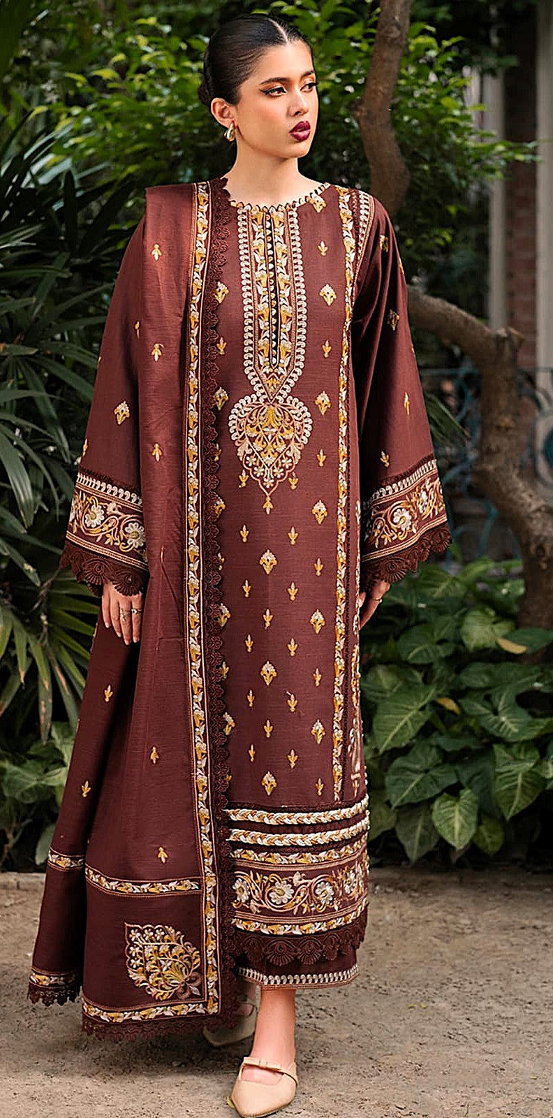 Zara Shahjahan Summer Collection – Flat 50% OFF on 3-Piece Lawn Suits!